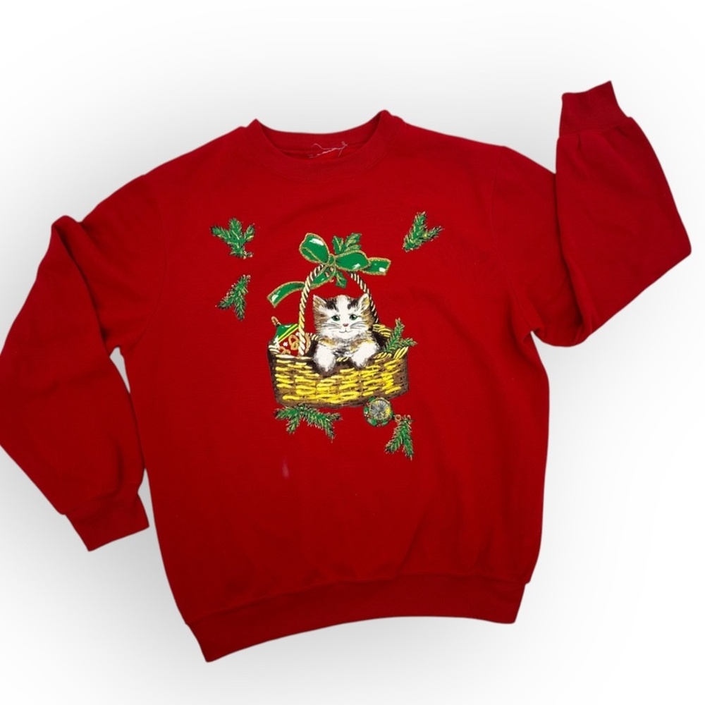 Vintage Christmas Red Cat In Basket Sweatshirt Long Sleeve Crew Neck